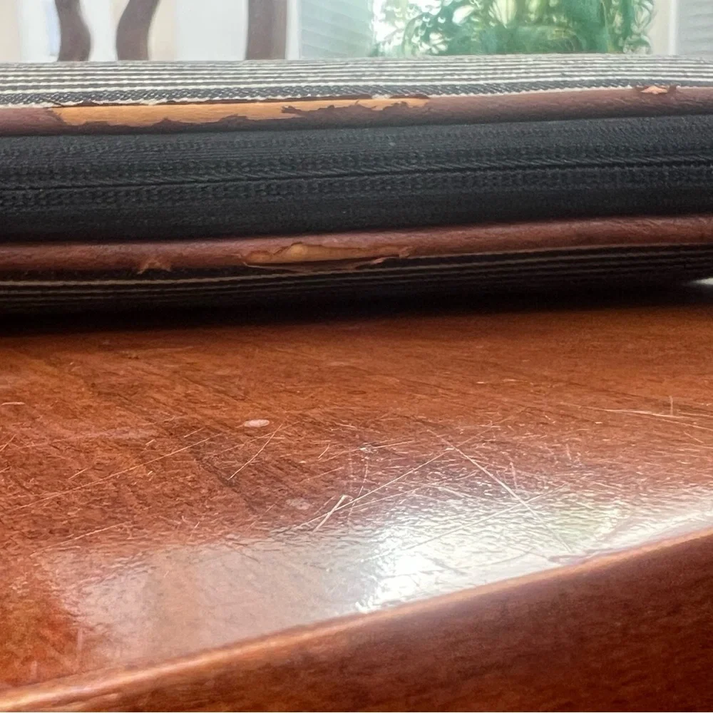Laptop sleeve